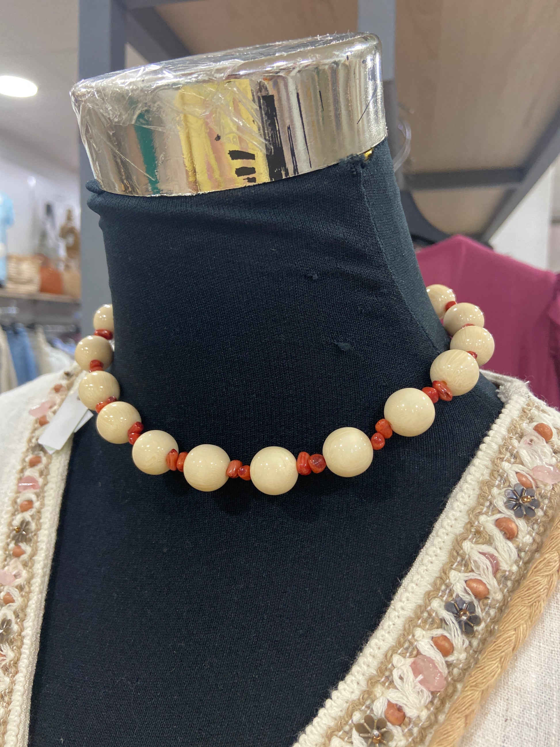 Collar Bolitas