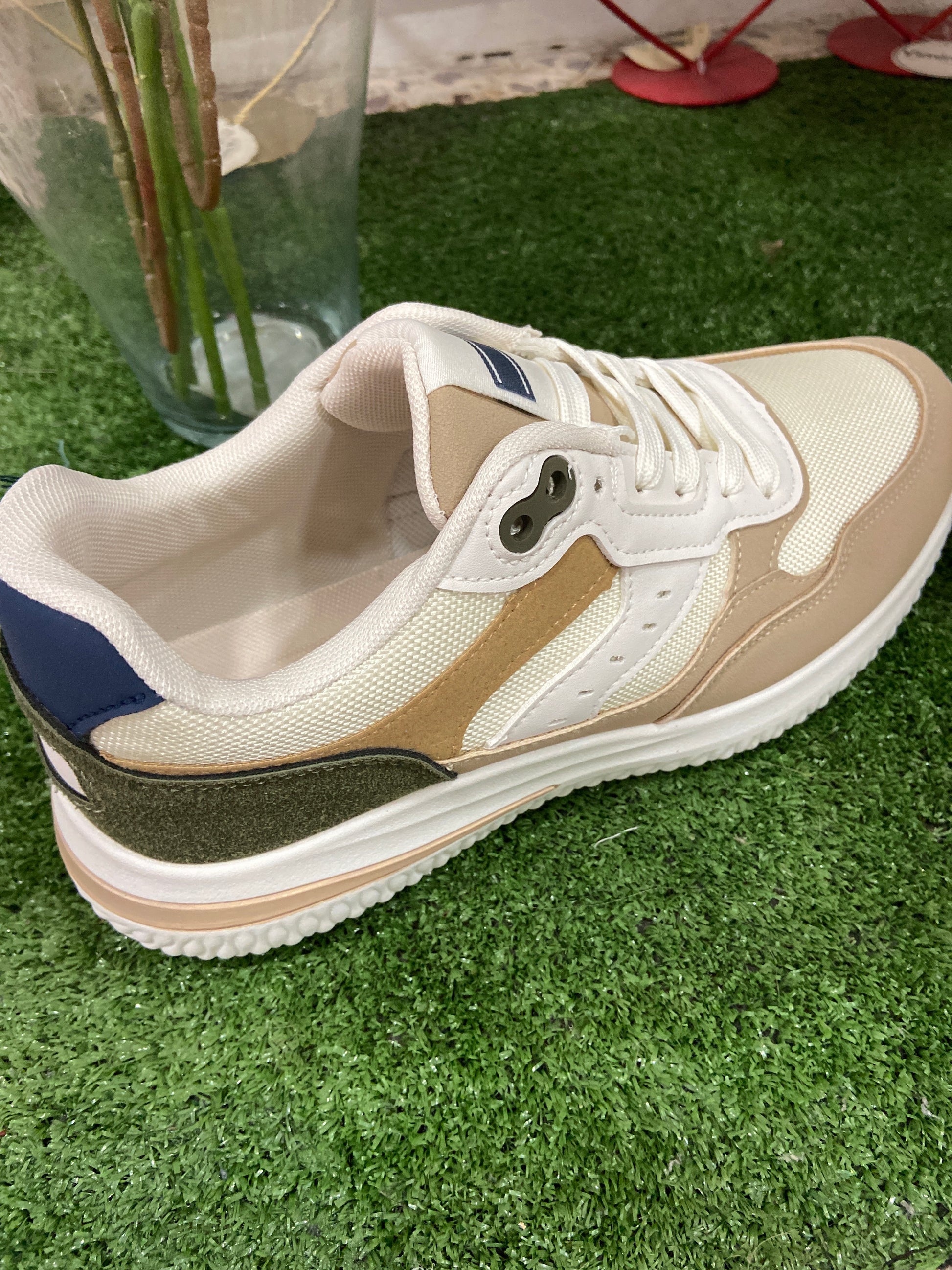 Zapatilla Beige Hombre
